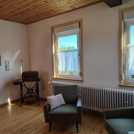 Appartement Wohnung-in-alten-fachwerkhaus-im-vogelsberg-im-1-obergeschoss Romrod
